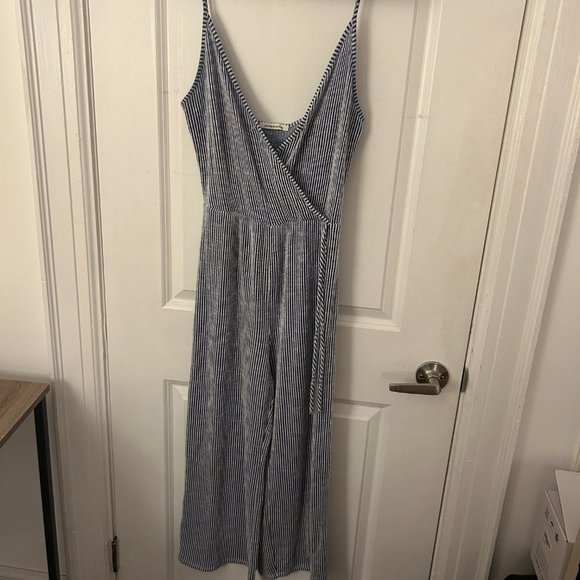 Caution to the Wind Women's Nautical Striped Jumpsuit size Large - Picture 2 of 13